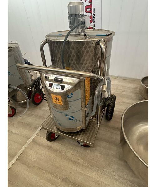 BUZAĞI MAMA HAZIRLAMA VE DAĞITMA (200LT)